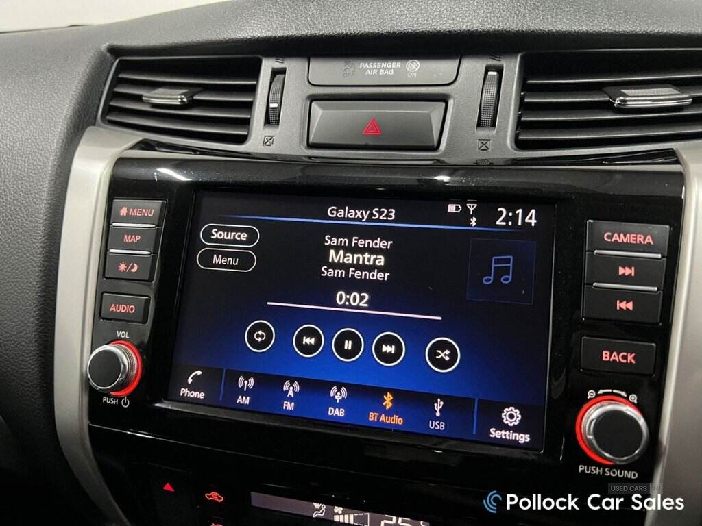 Aug 2021 Nissan Navara Double Cab Pick Up Tekna 2.3dCi 190 TT 4WD Auto