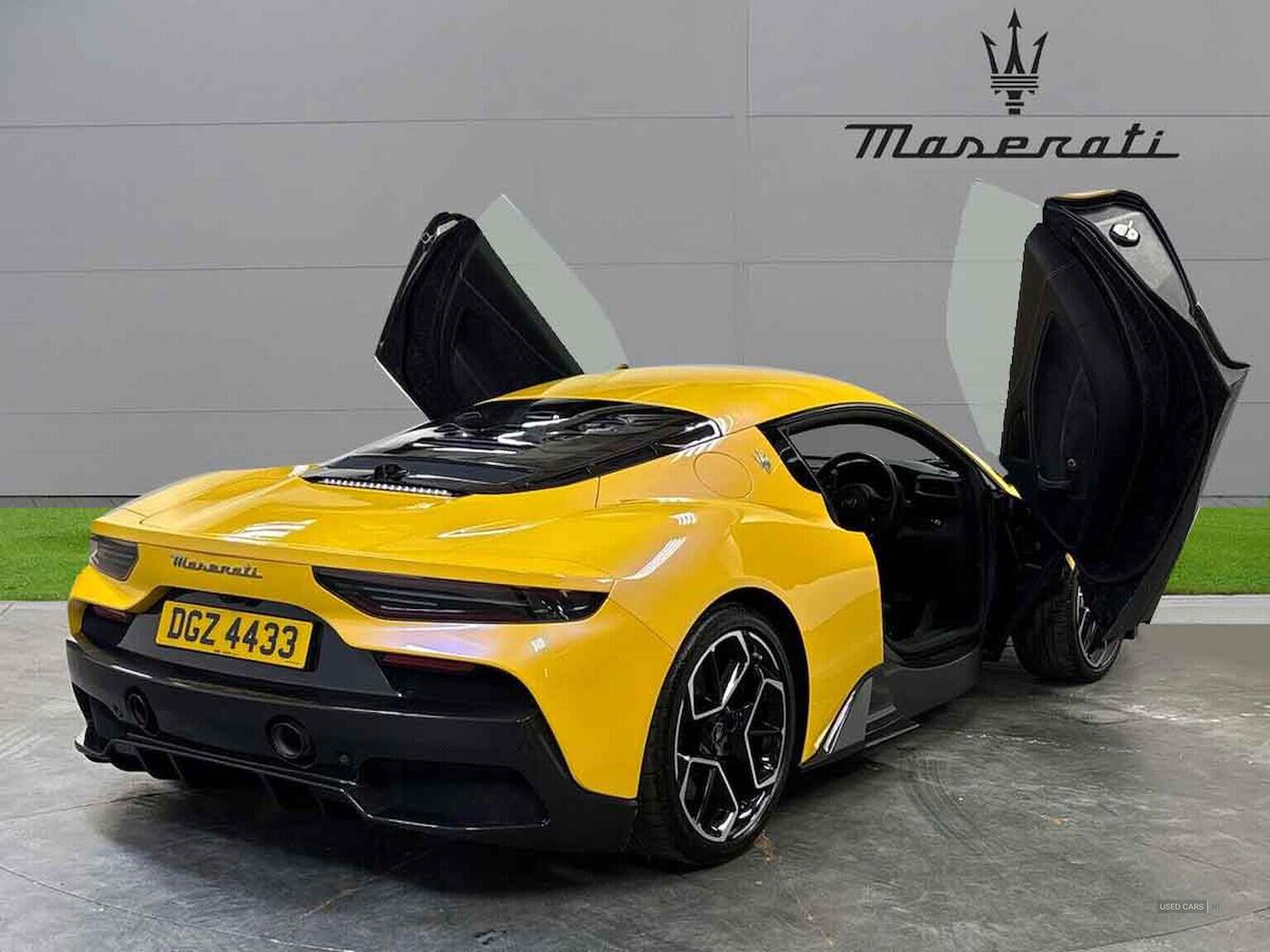 Nov 2022 Maserati MC20 V6 2Dr Auto [Ext Carbon Pack]