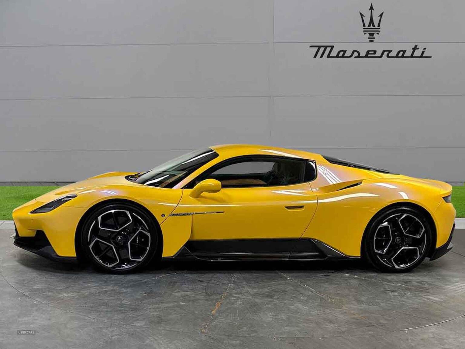 Nov 2022 Maserati MC20 V6 2Dr Auto [Ext Carbon Pack]
