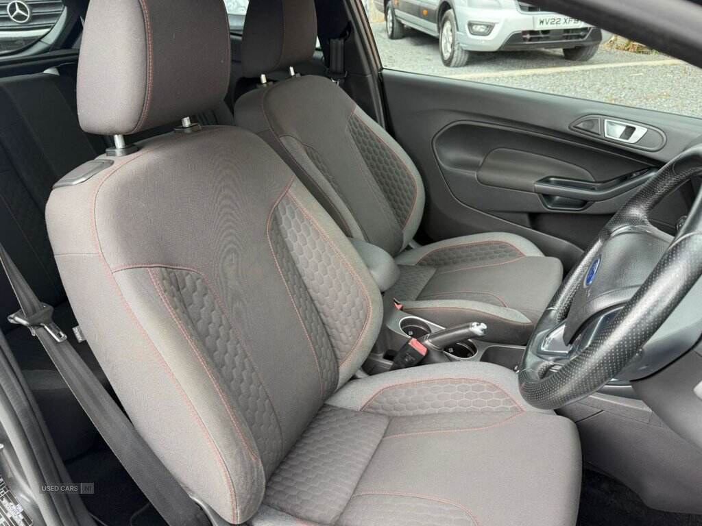 May 2017 Ford Fiesta 1.0 EcoBoost 140 ST-Line 3dr