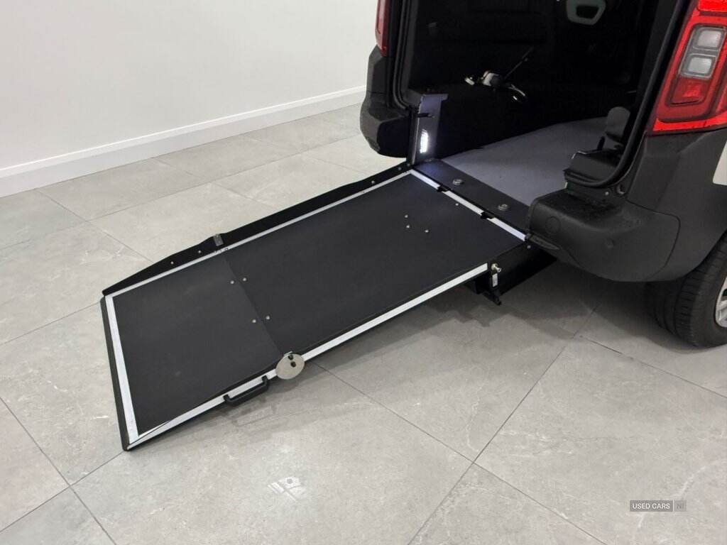 Aug 2020 Citroen Berlingo 1.5 BlueHDi 130 Feel M 5dr EAT8
