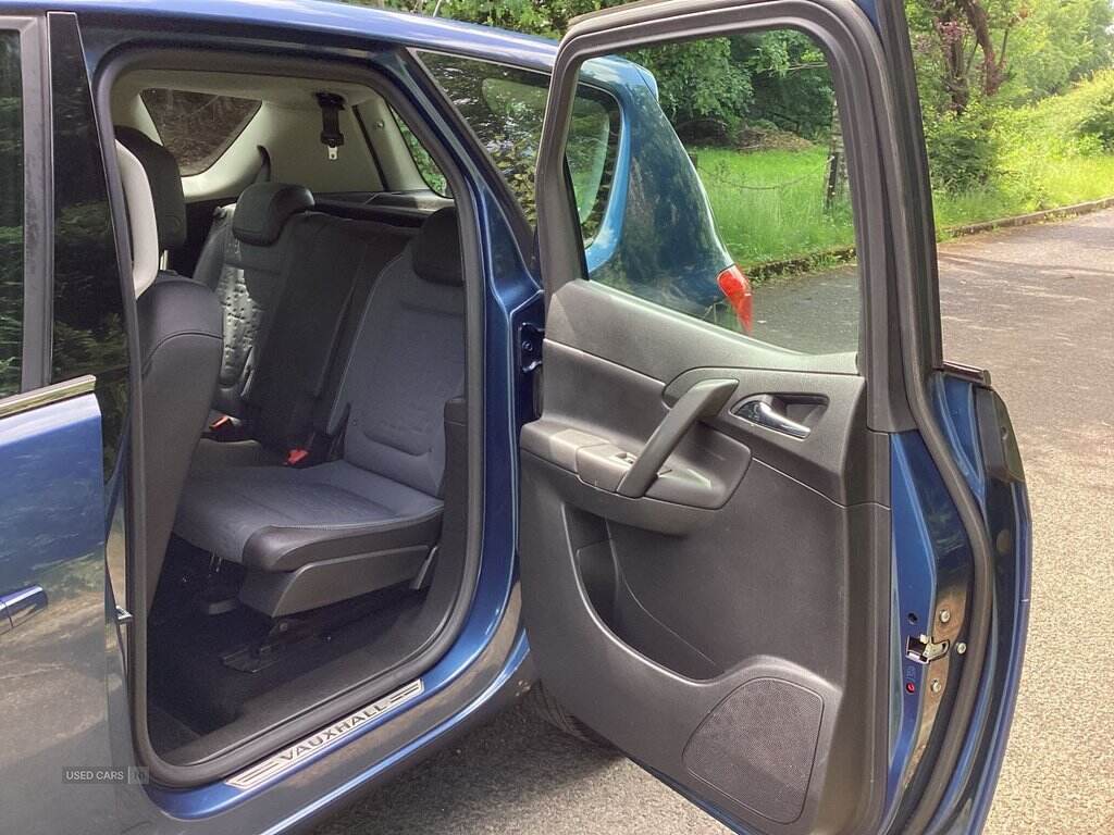 Sep 2014 Vauxhall Meriva 1.4i 16V Tech Line 5dr