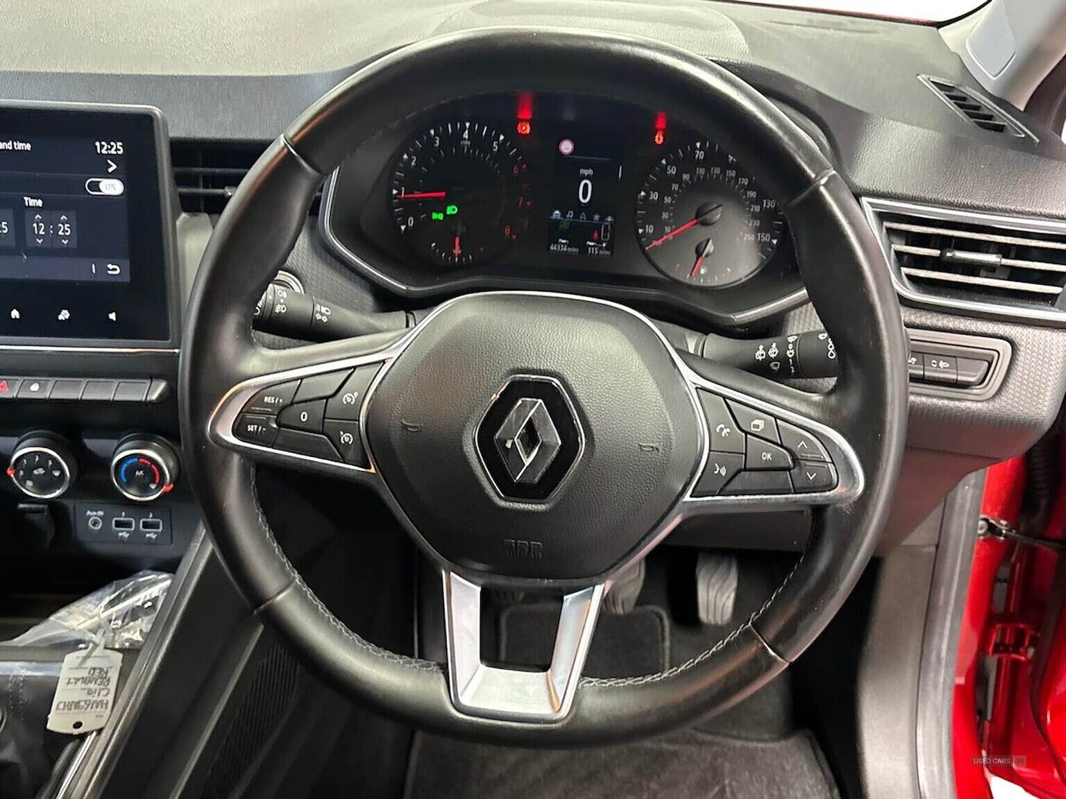 Jan 2020 Renault Clio 1.0 Tce 100 Iconic 5Dr