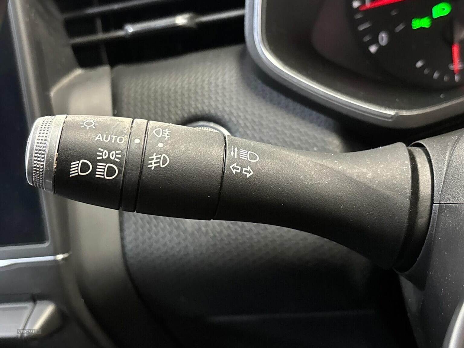Jan 2020 Renault Clio 1.0 Tce 100 Iconic 5Dr