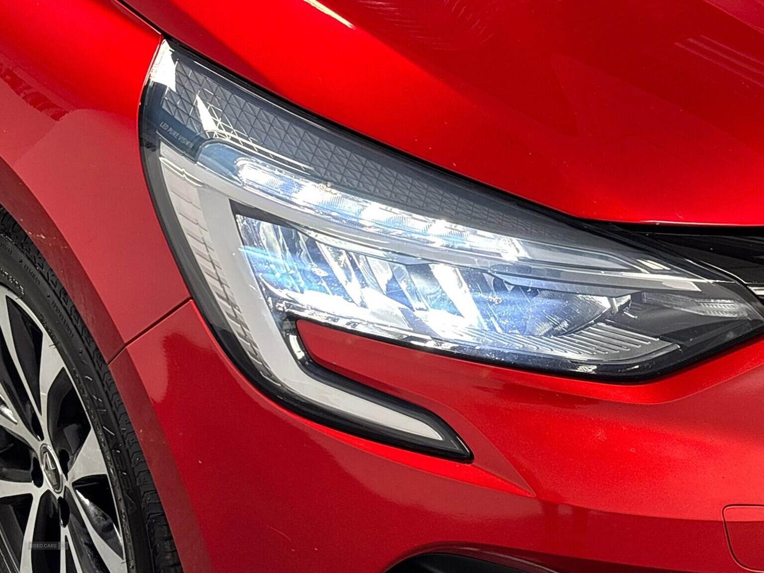 Jan 2020 Renault Clio 1.0 Tce 100 Iconic 5Dr