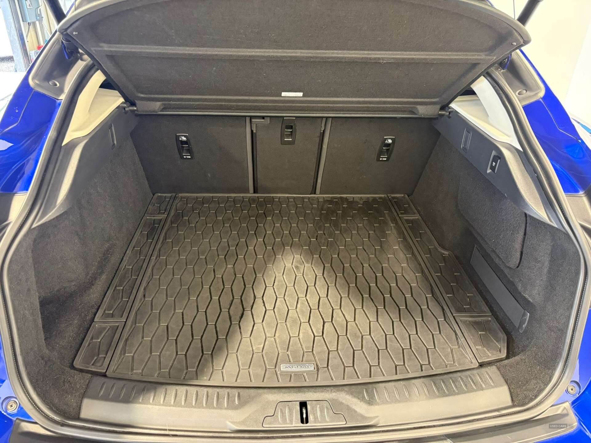 Jun 2021 Jaguar i-Pace 294kW EV400 SE 90kWh 5dr Auto [11kW Charger]