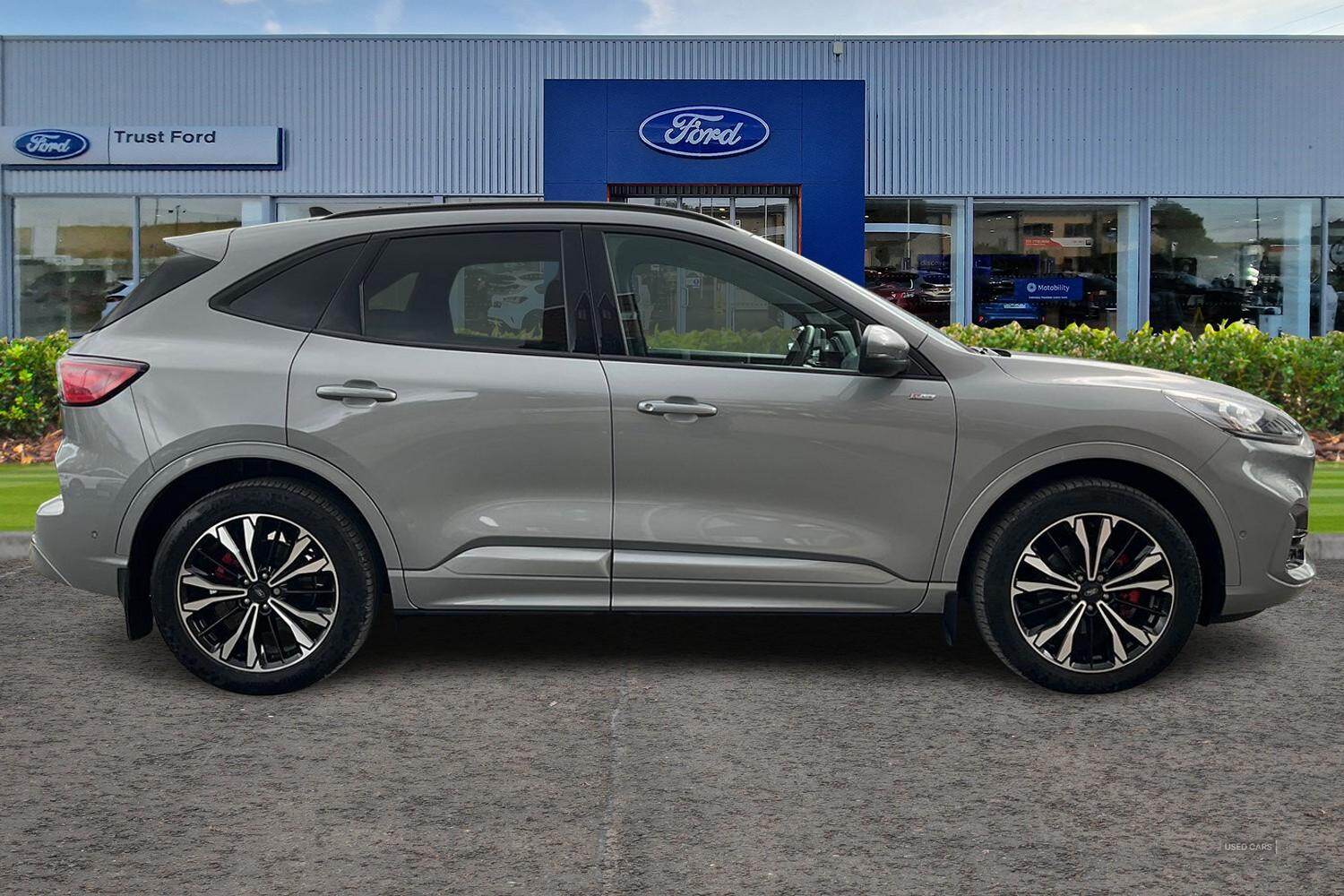  2023 Ford Kuga 2.5 PHEV ST-Line X Edition 5dr CVT**REAR CAMERA - HEATED SEATS &amp; STEERING WHEEL - APPLE CARPLAY - ACTIVE PARK ASSIST - WIRELESS PHONE CHARGER - HUD**
