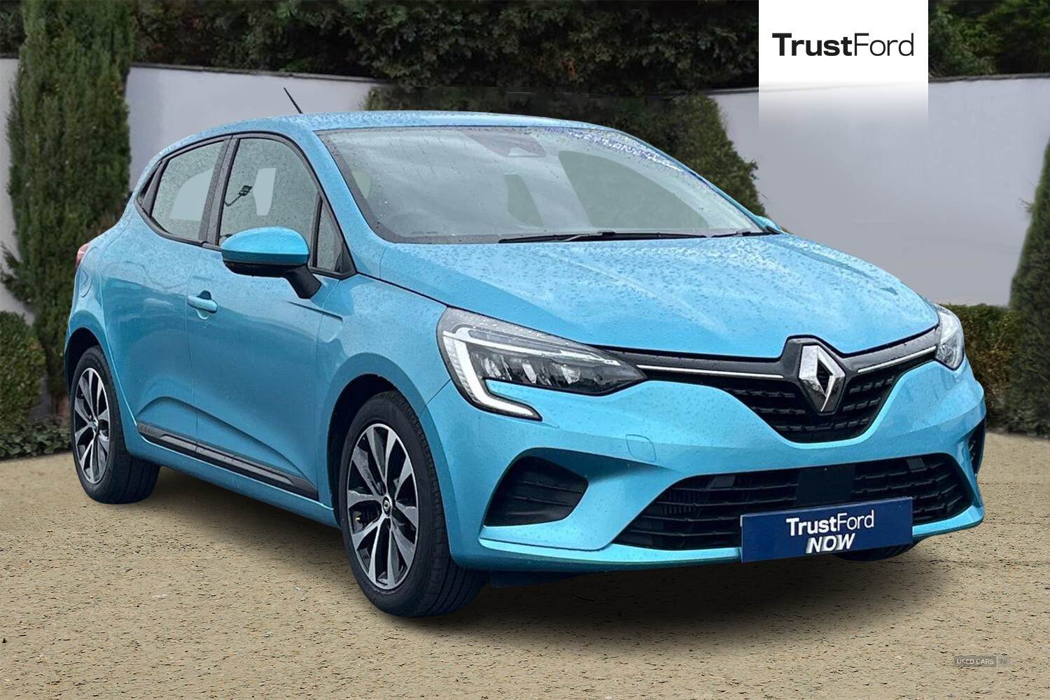 Jan 2022 Renault Clio 1.0 TCe 90 Iconic 5dr