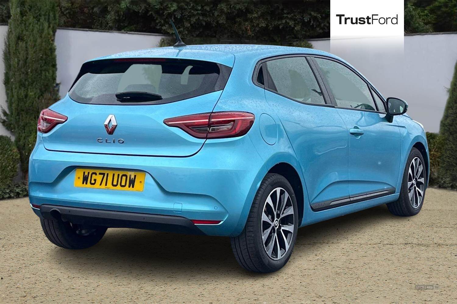 Jan 2022 Renault Clio 1.0 TCe 90 Iconic 5dr