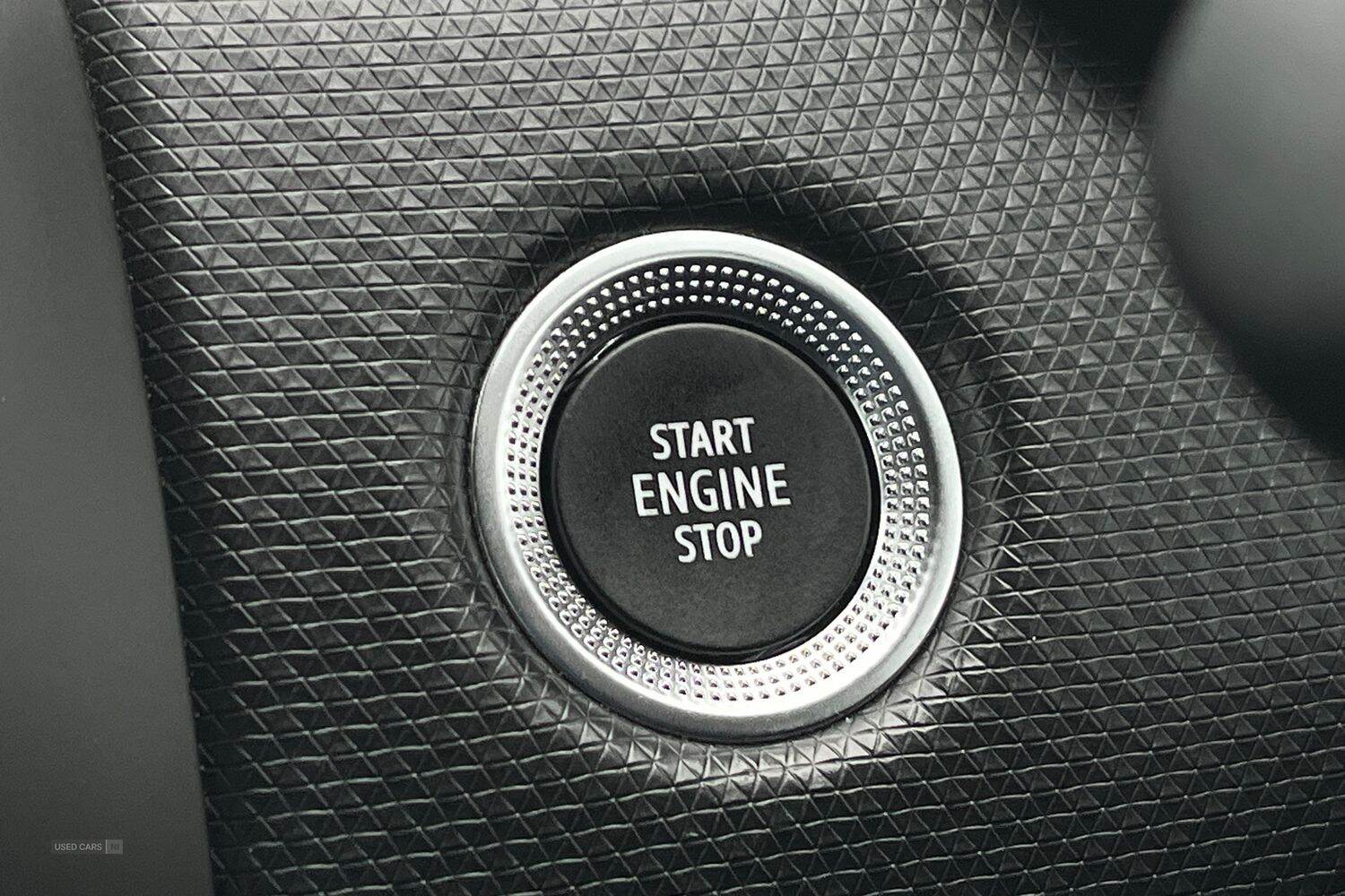 Jan 2022 Renault Clio 1.0 TCe 90 Iconic 5dr