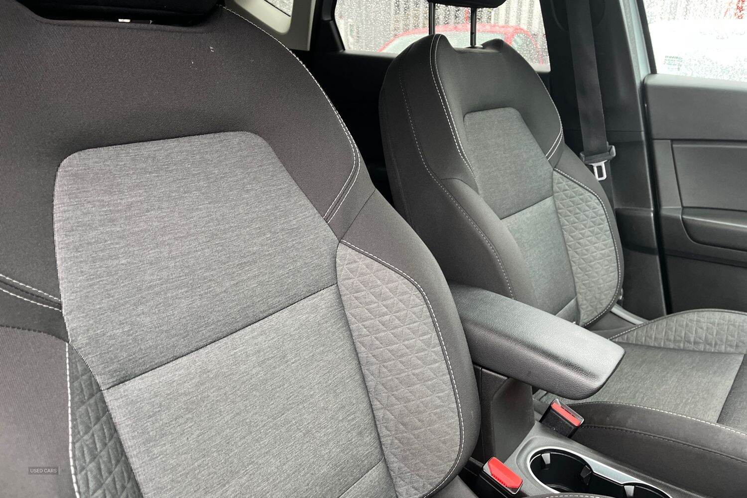 Feb 2022 Renault Captur 1.3 TCE 140 Iconic 5dr EDC