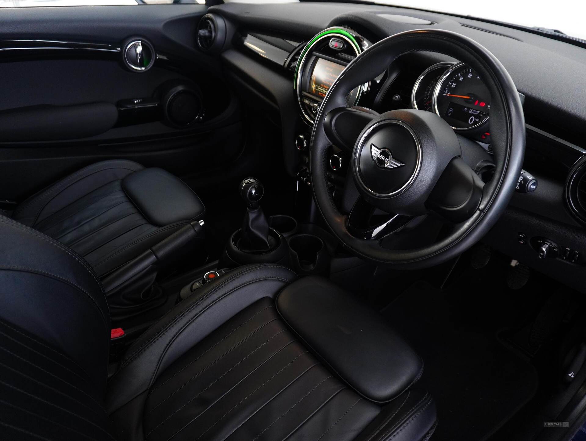 Mar 2017 MINI Hatch 1.5 Cooper Seven 3dr