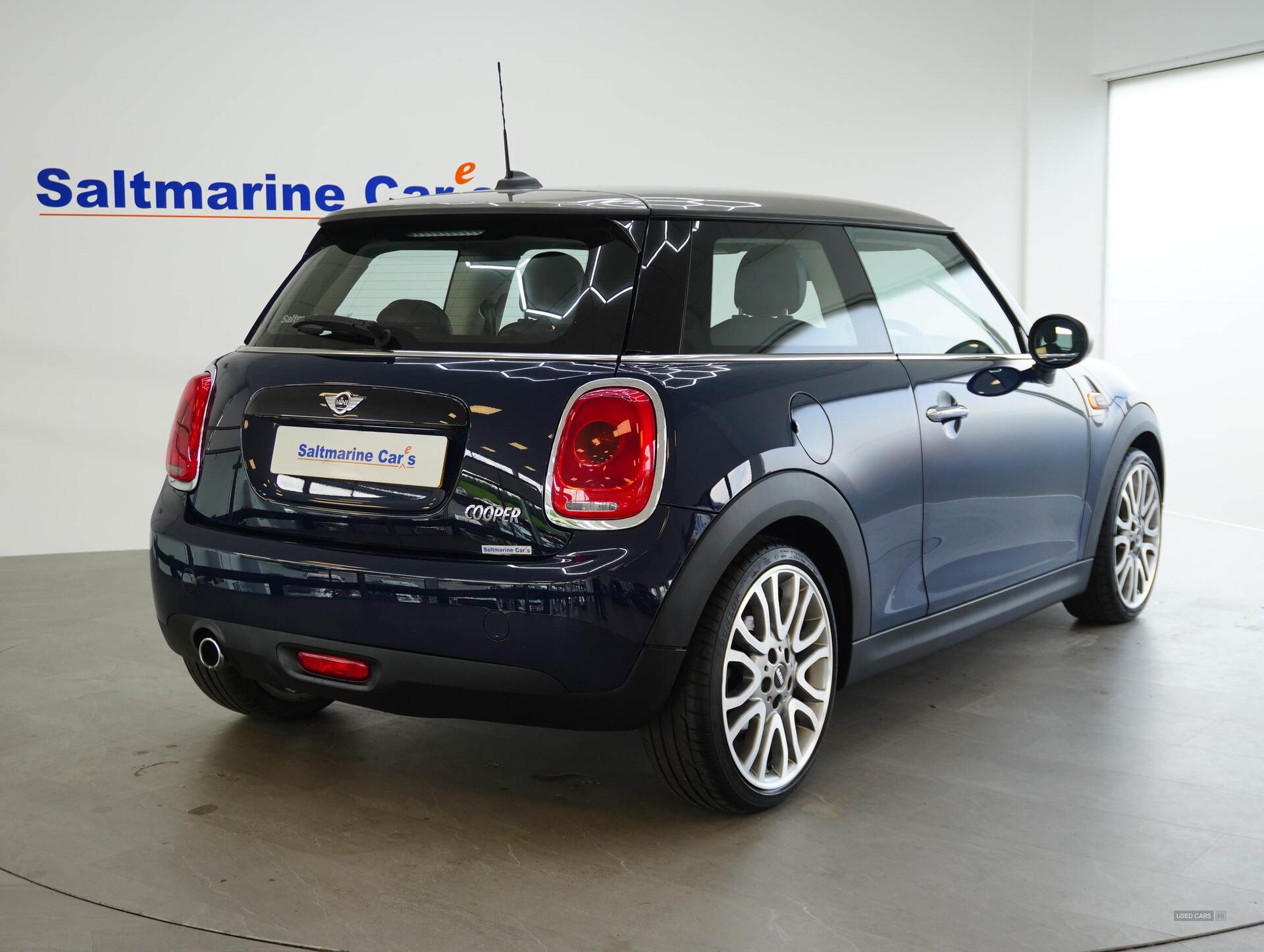 Mar 2017 MINI Hatch 1.5 Cooper Seven 3dr