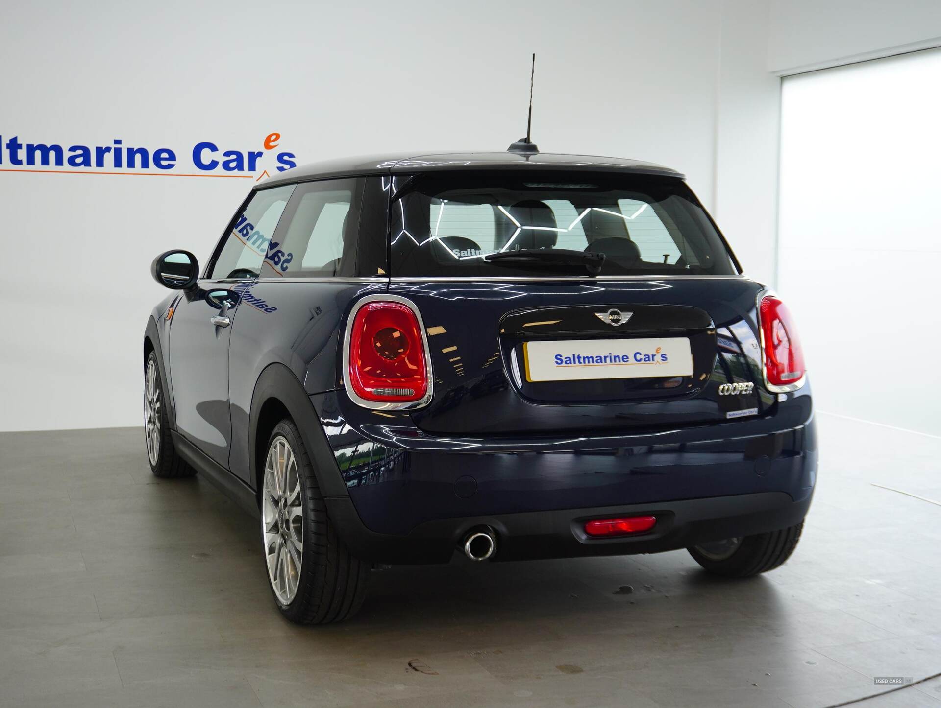 Mar 2017 MINI Hatch 1.5 Cooper Seven 3dr