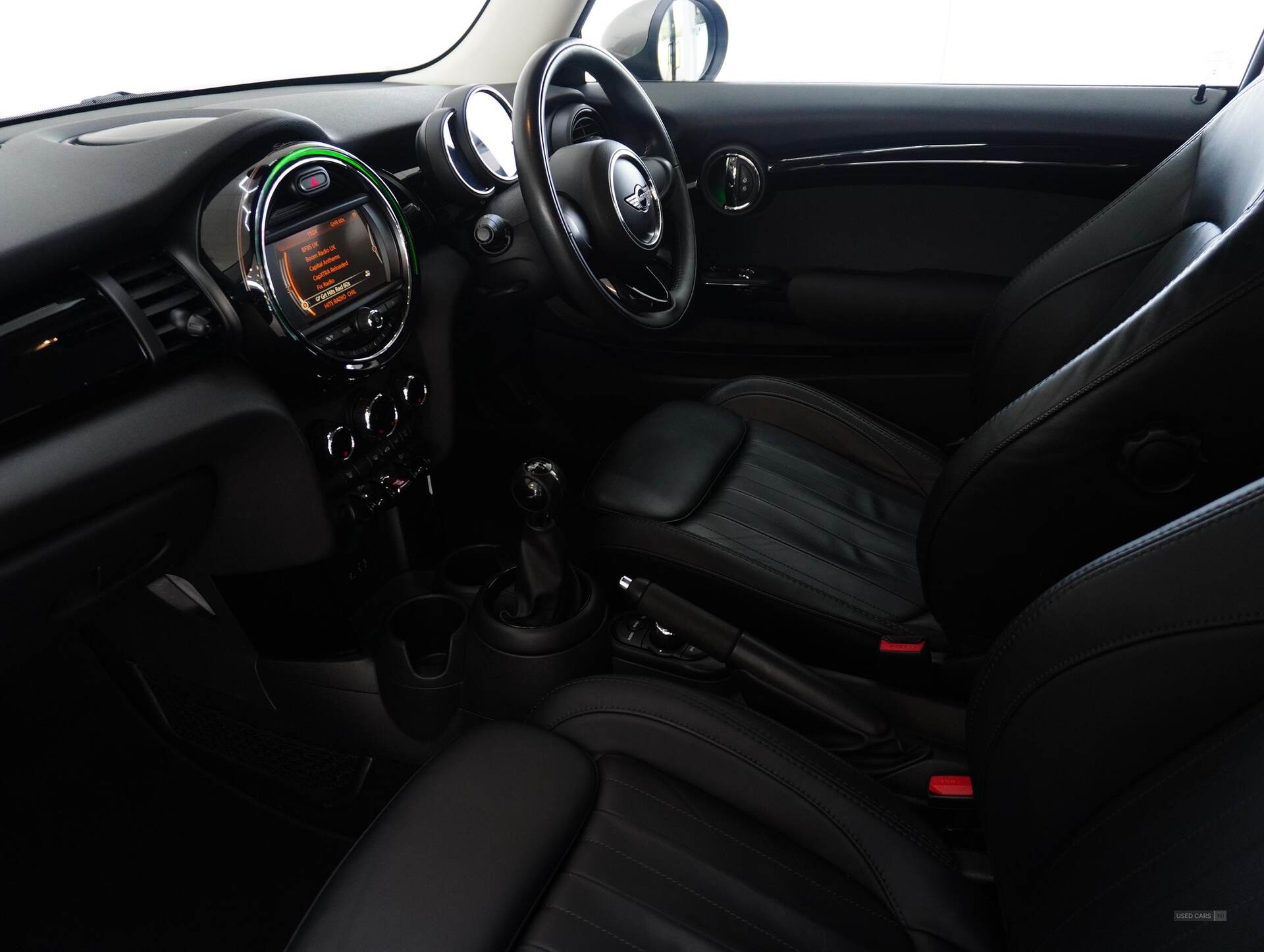Mar 2017 MINI Hatch 1.5 Cooper Seven 3dr