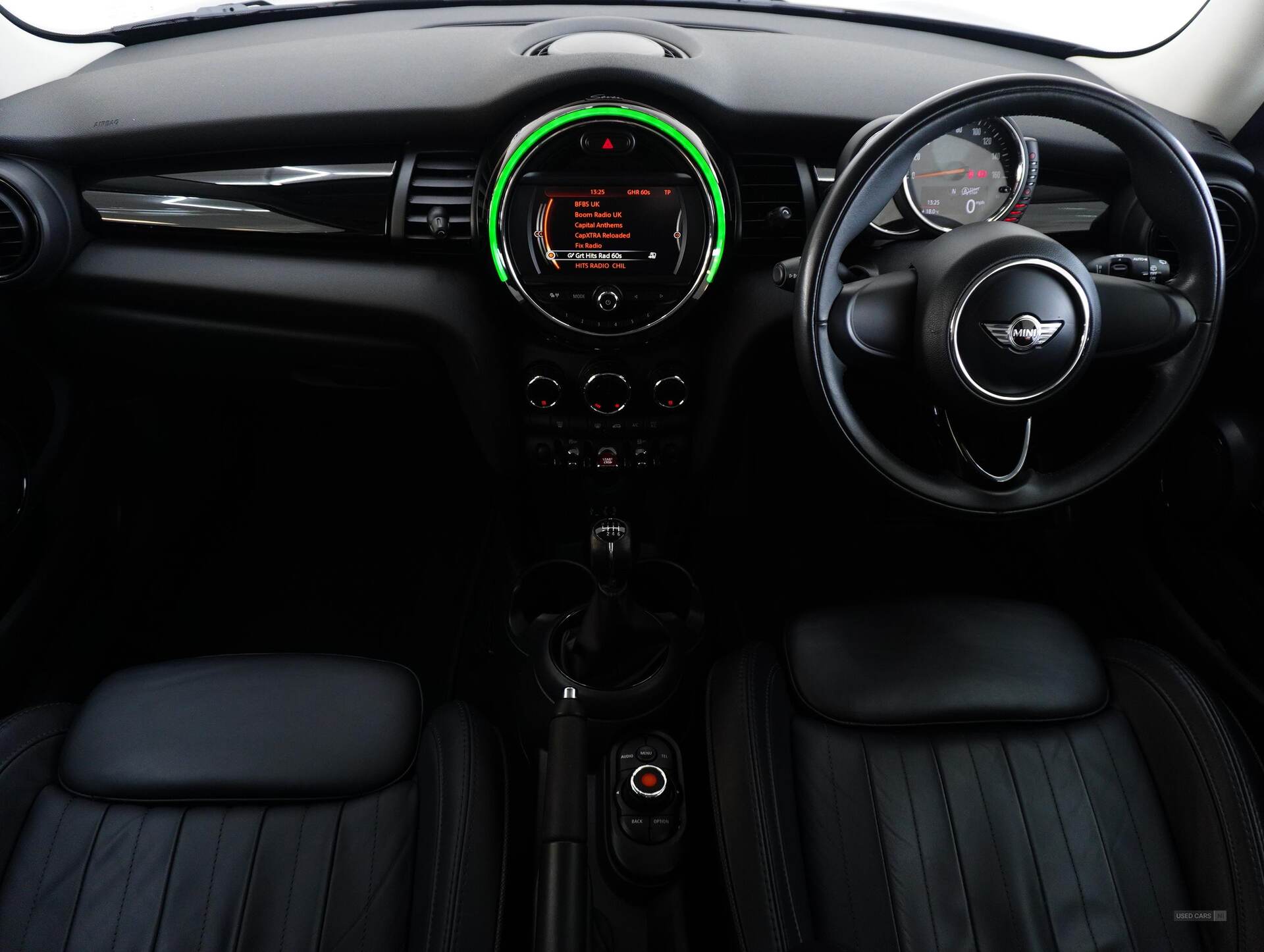 Mar 2017 MINI Hatch 1.5 Cooper Seven 3dr