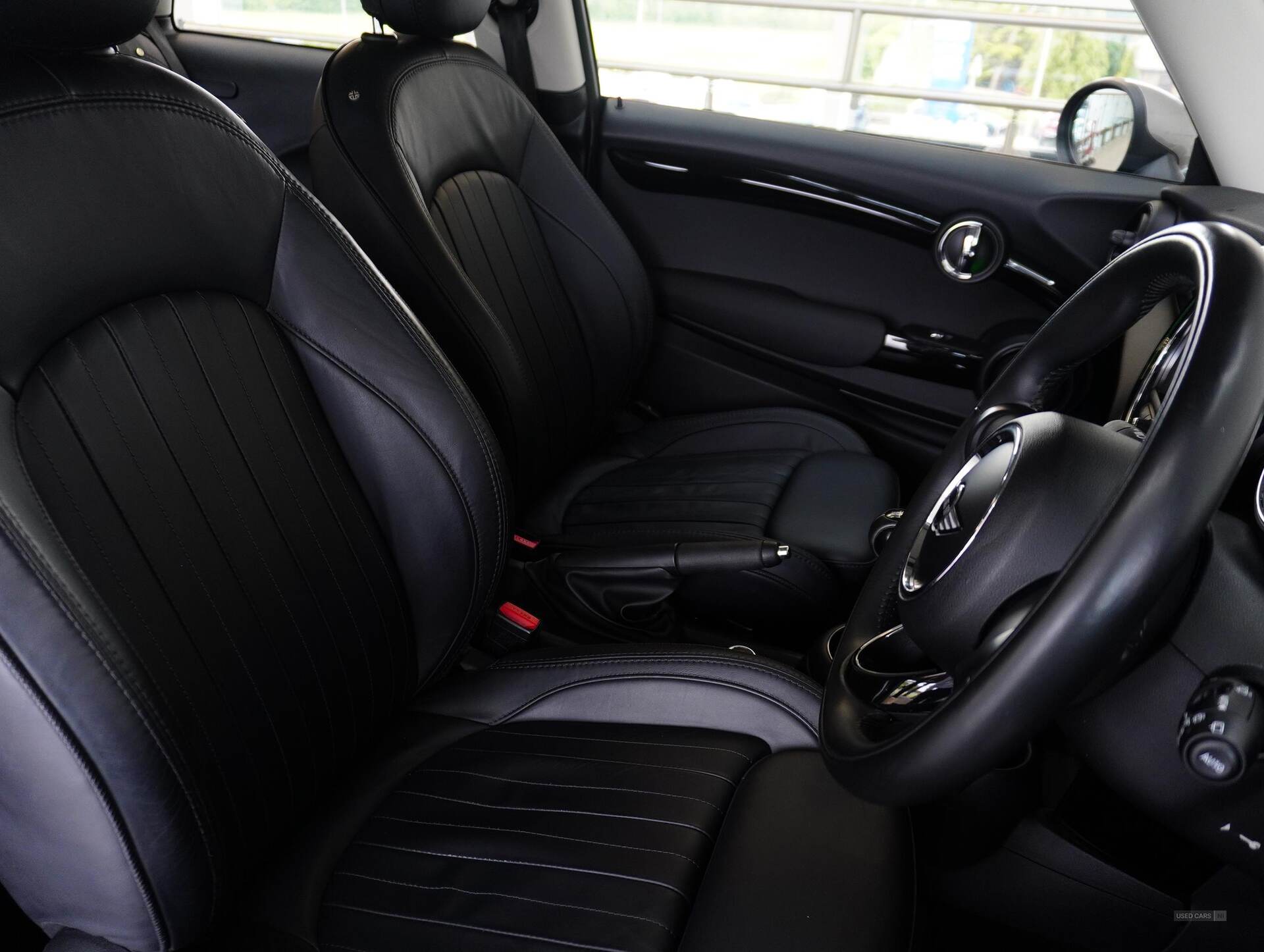 Mar 2017 MINI Hatch 1.5 Cooper Seven 3dr
