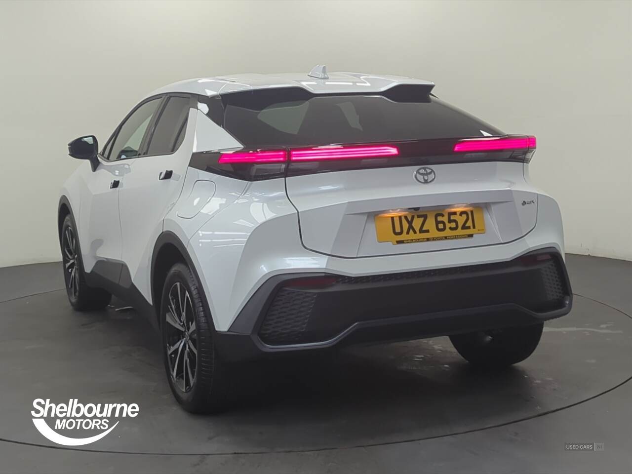 Mar 2025 Toyota C-HR 1.8 Hybrid Design 5dr CVT
