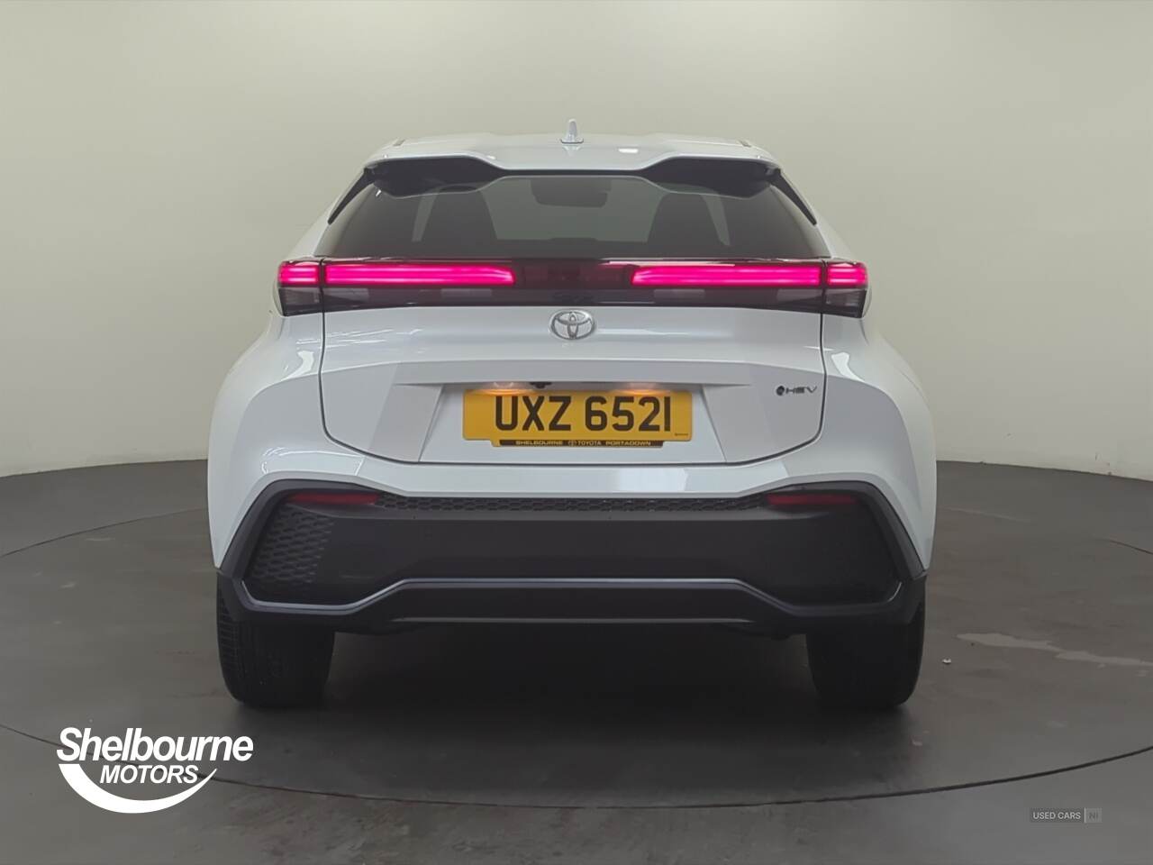 Mar 2025 Toyota C-HR 1.8 Hybrid Design 5dr CVT