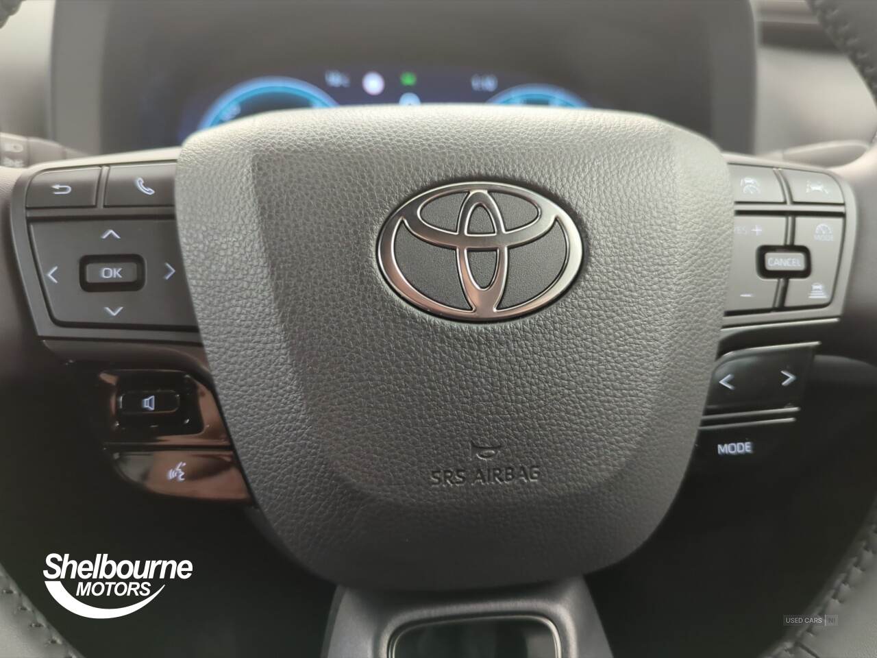 Mar 2025 Toyota C-HR 1.8 Hybrid Design 5dr CVT