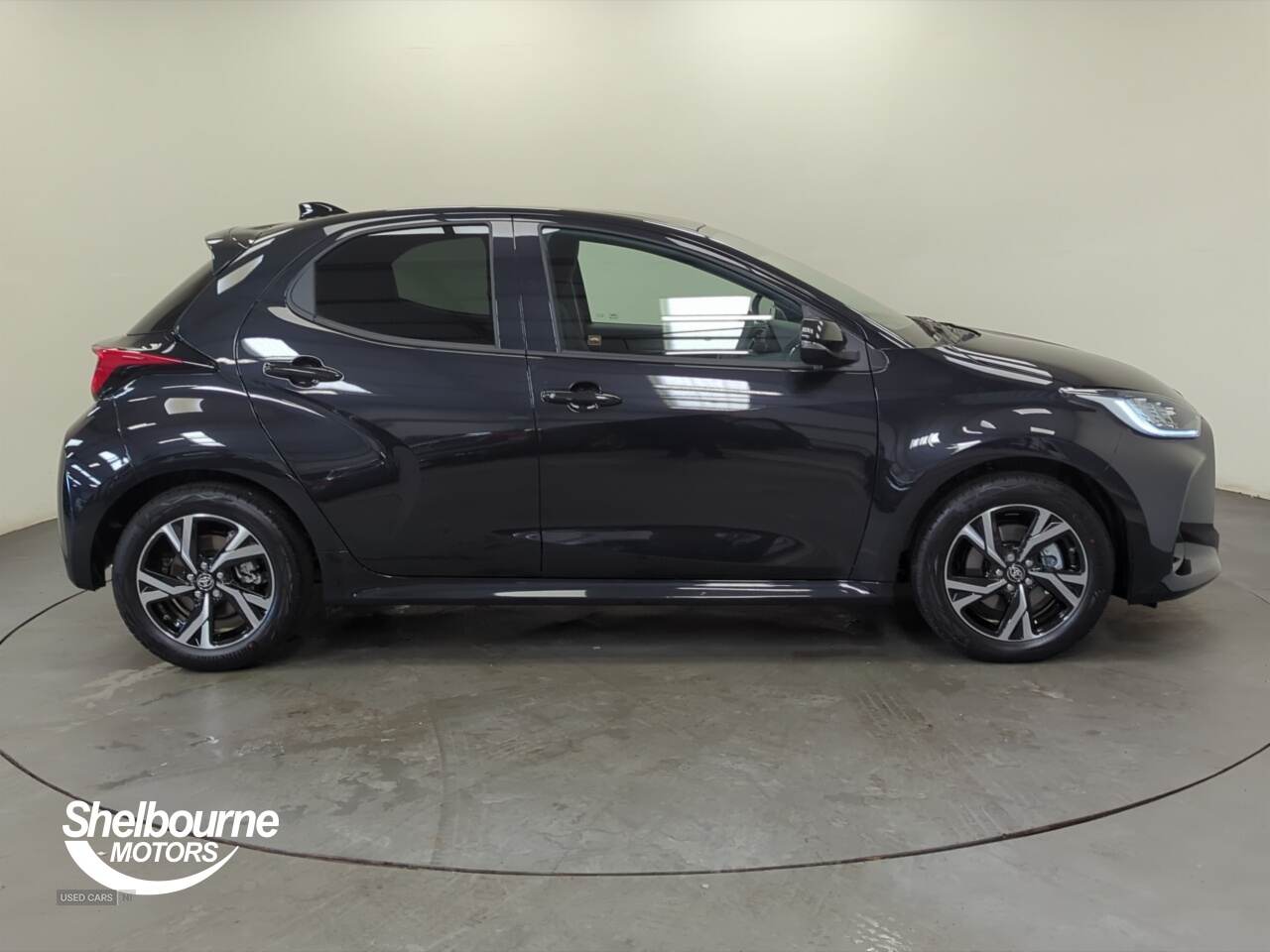 Mar 2025 Toyota Yaris 1.5 Hybrid Design 5dr CVT
