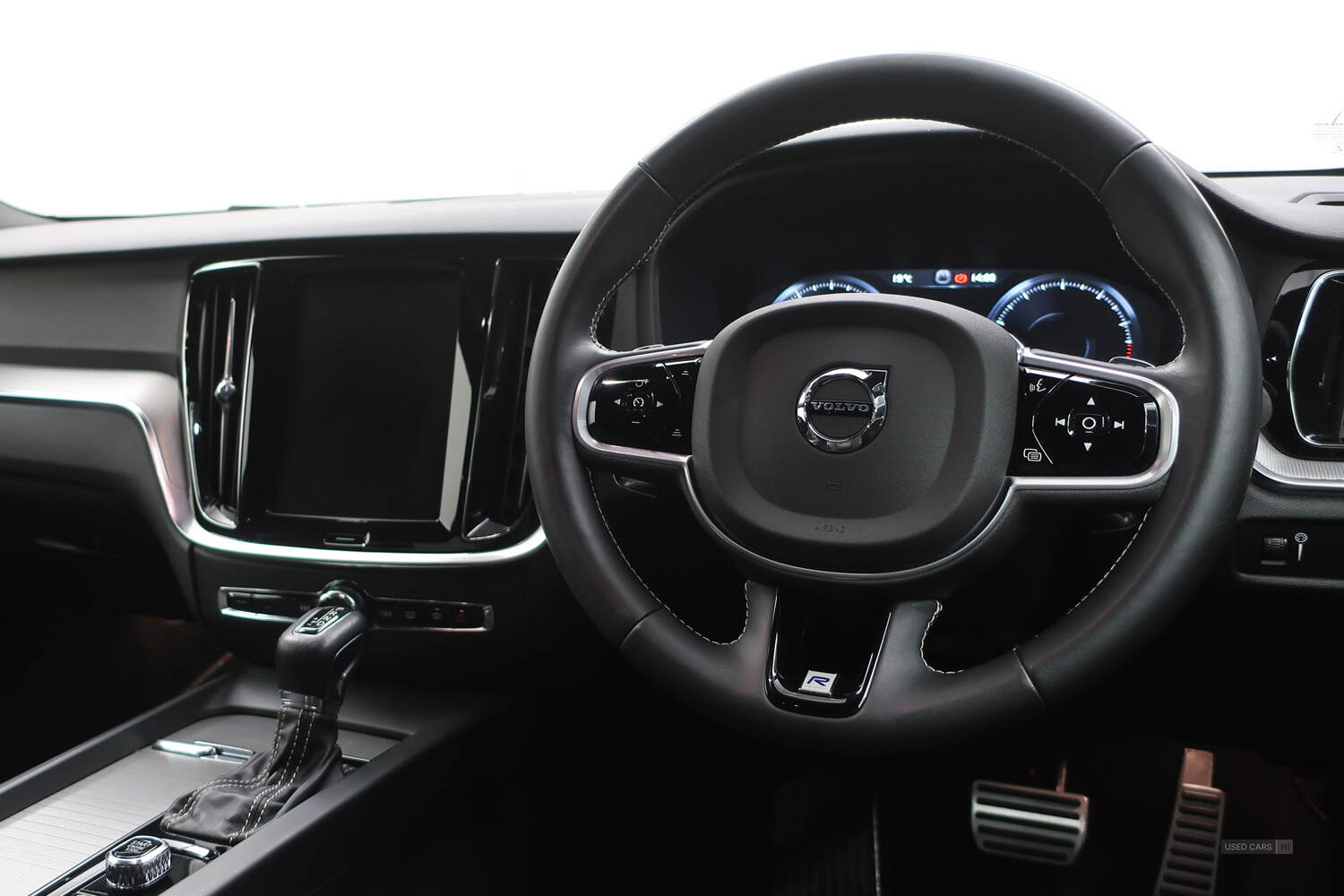Jun 2020 Volvo S60 2.0 T5 R DESIGN Plus 4dr Auto