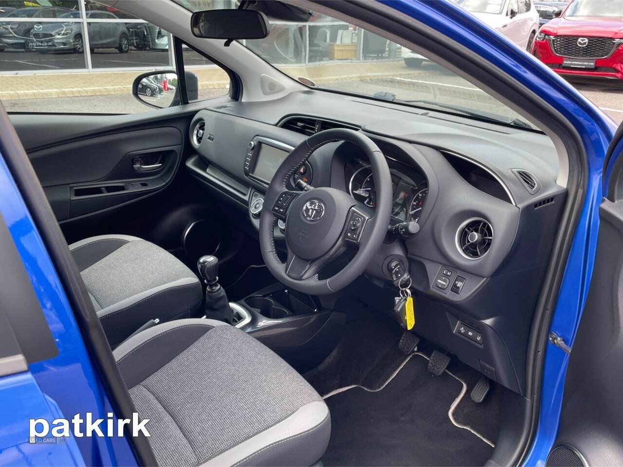 Jan 2020 Toyota Yaris 1.5 VVT-i Y20 5dr [Bi-tone]