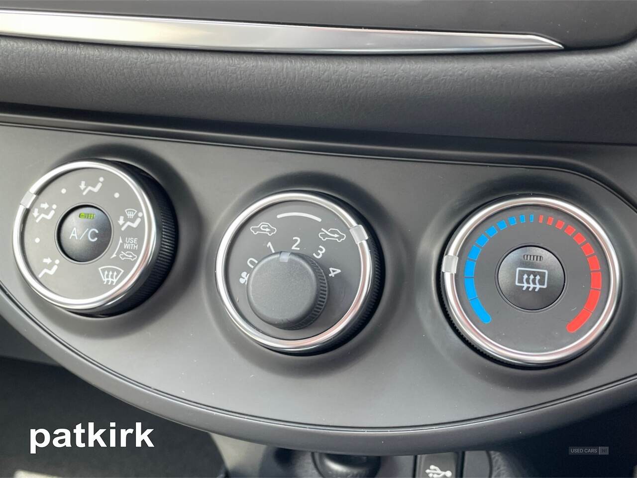 Jan 2020 Toyota Yaris 1.5 VVT-i Y20 5dr [Bi-tone]