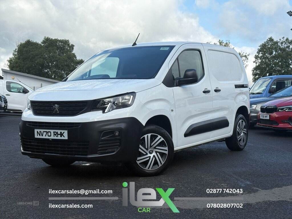 Jan 2021 Peugeot Partner 1000 1.5 BlueHDi 100 Professional Van