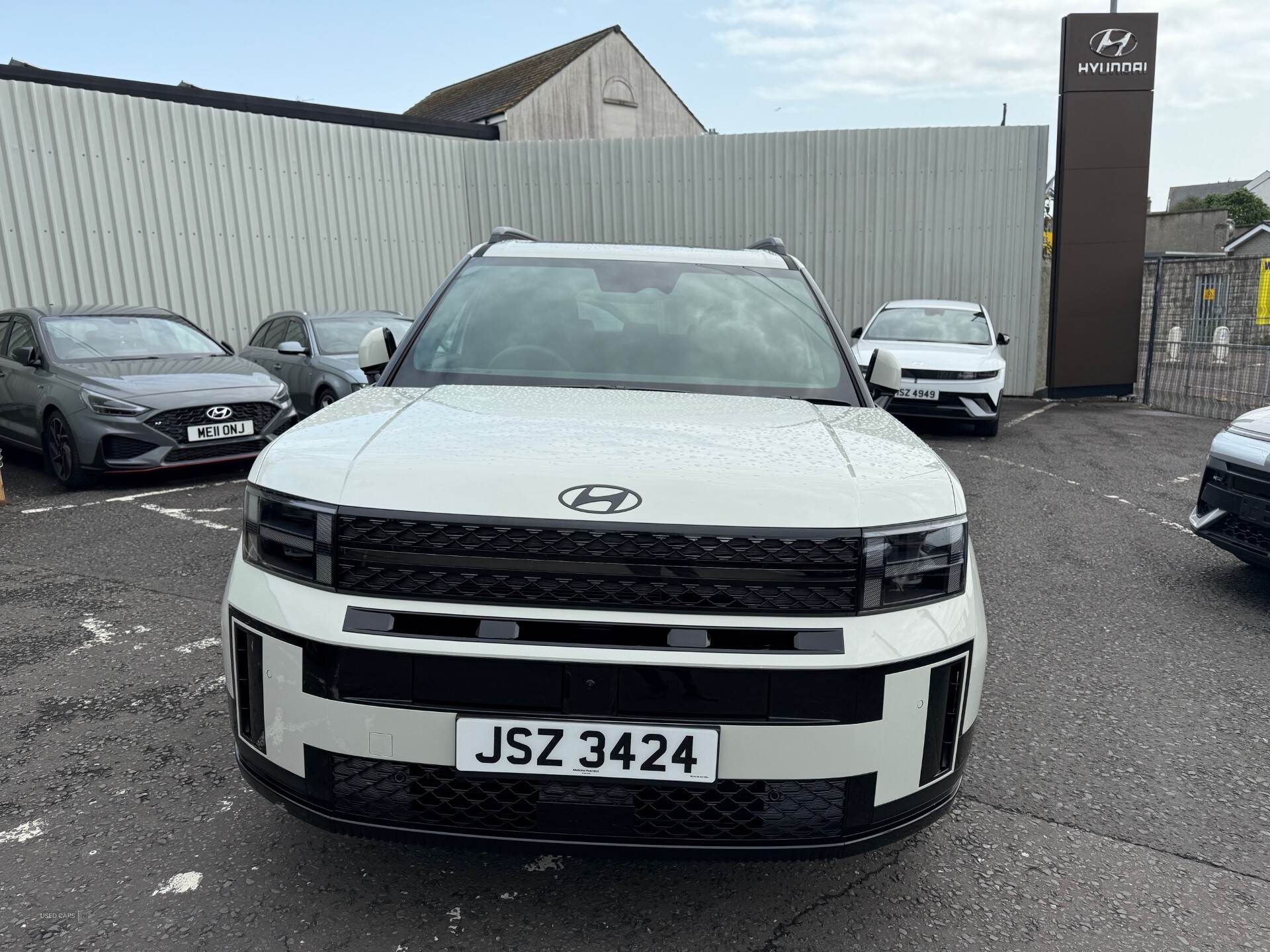 Hyundai Santa Fe ESTATE in Down