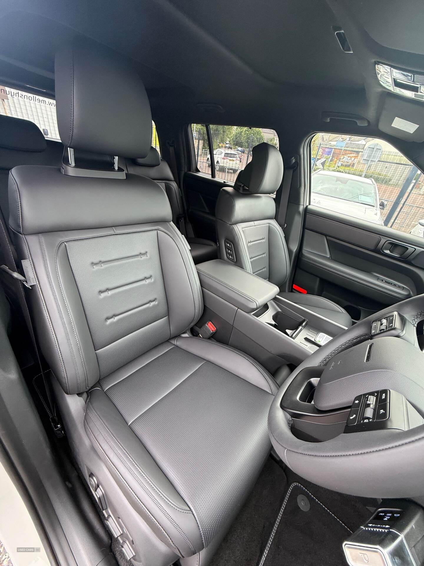 Hyundai Santa Fe ESTATE in Down