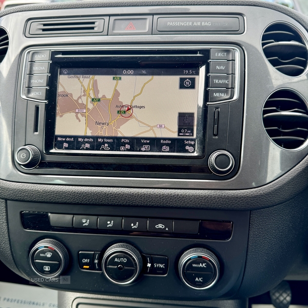 Volkswagen Tiguan DIESEL ESTATE in Down
