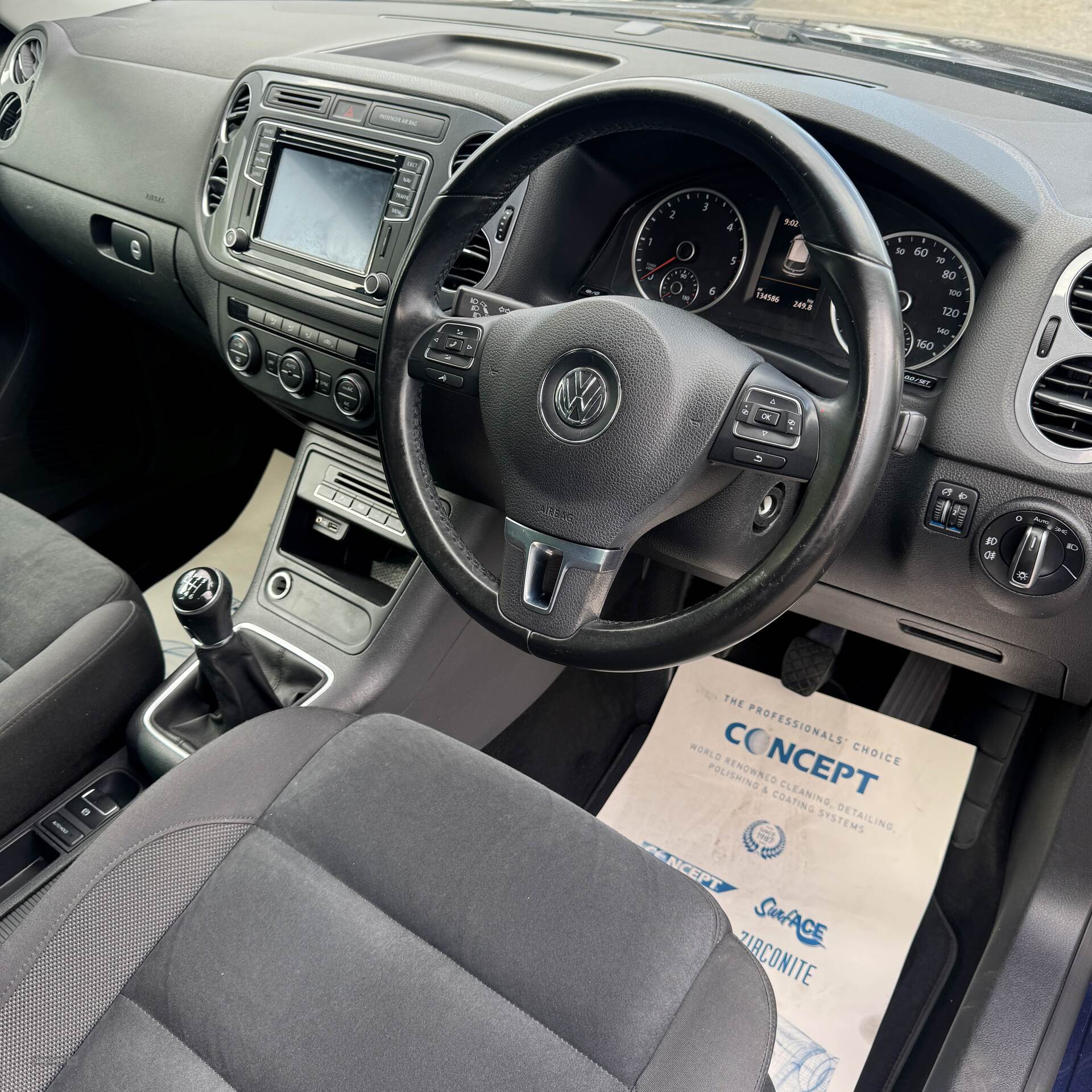Sep 2015 Volkswagen Tiguan 2.0 TDi BlueMotion Tech Match 150 5dr [2WD]