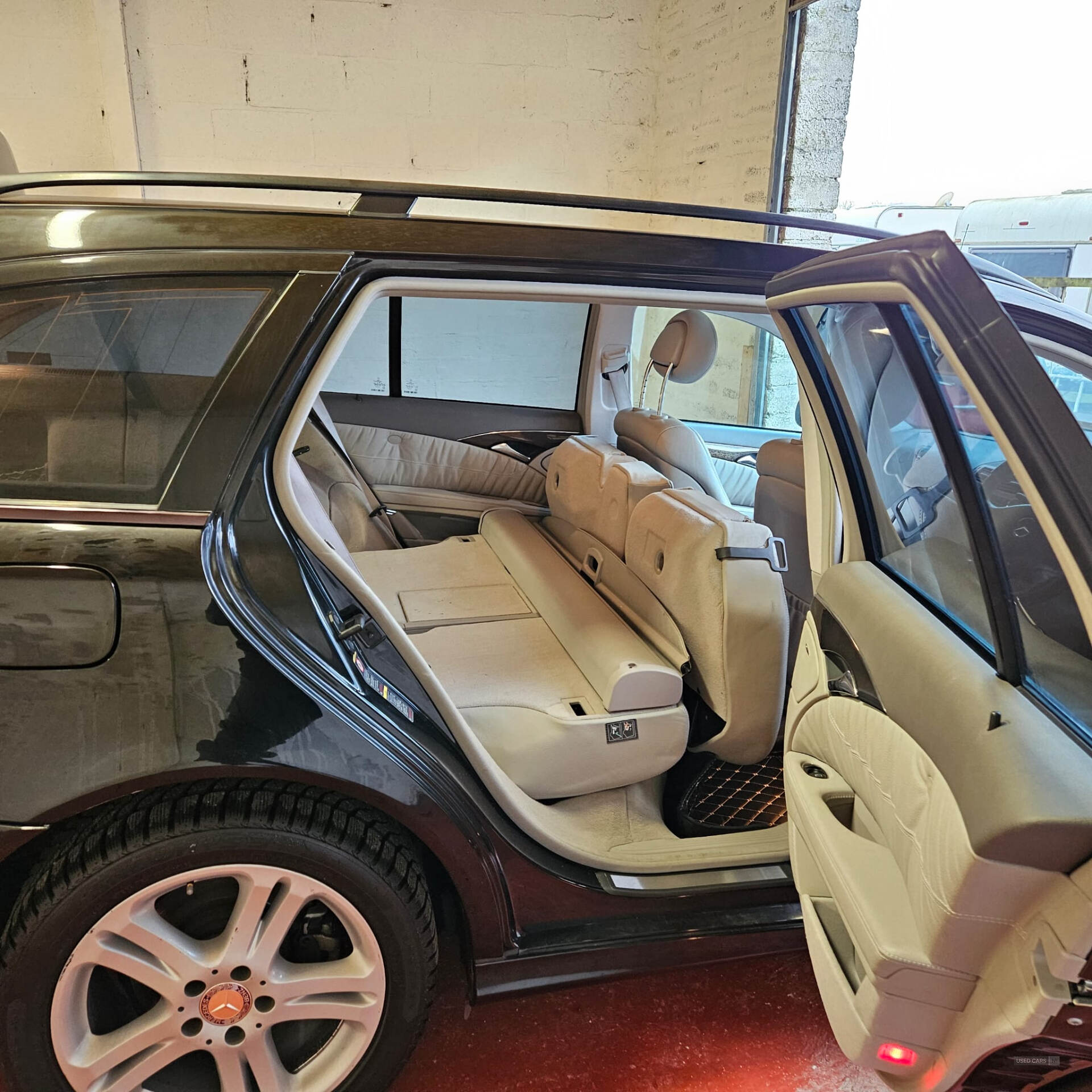 2005 Mercedes E-Class Avantgarde