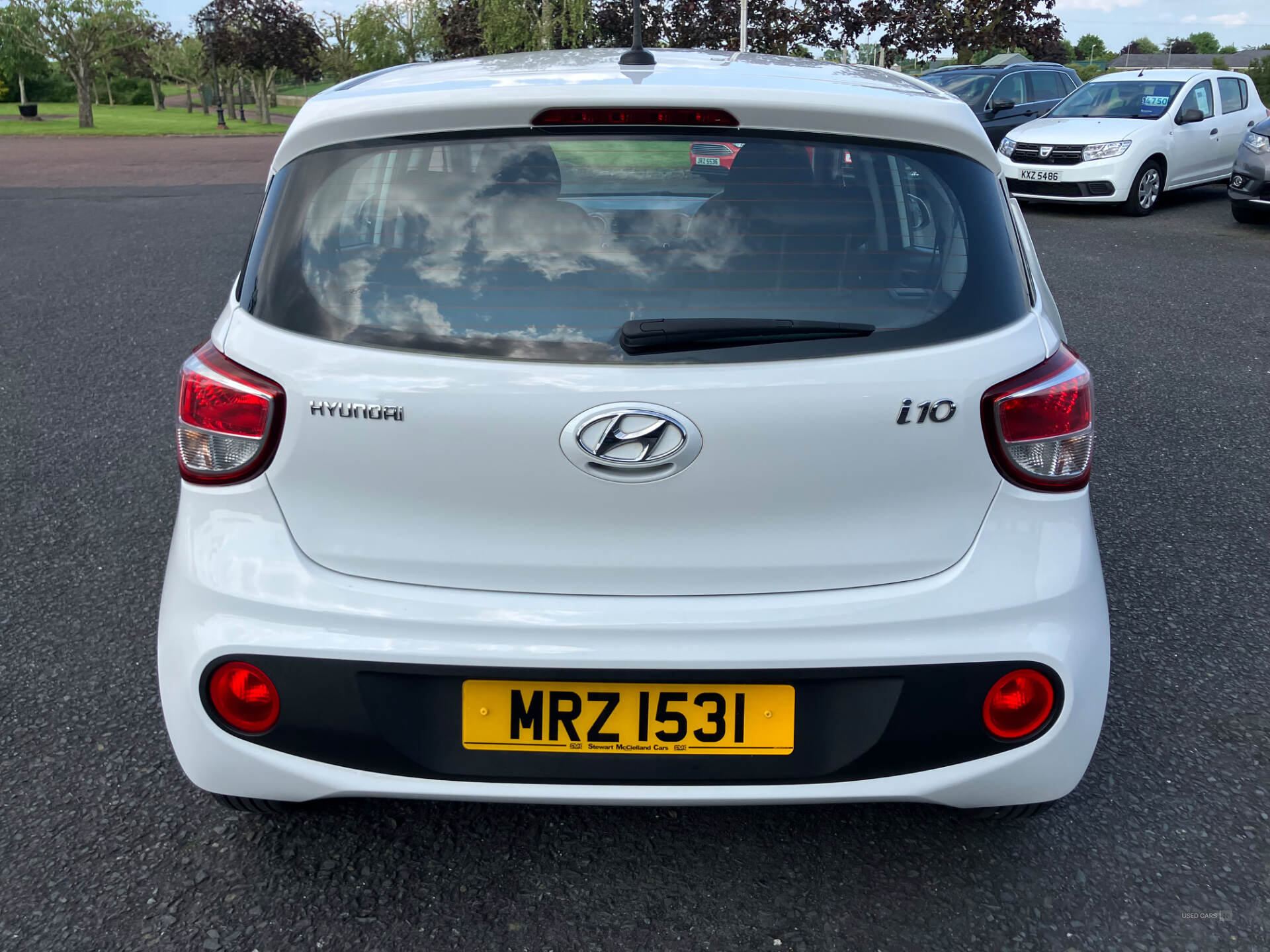 Hyundai i10 HATCHBACK in Armagh