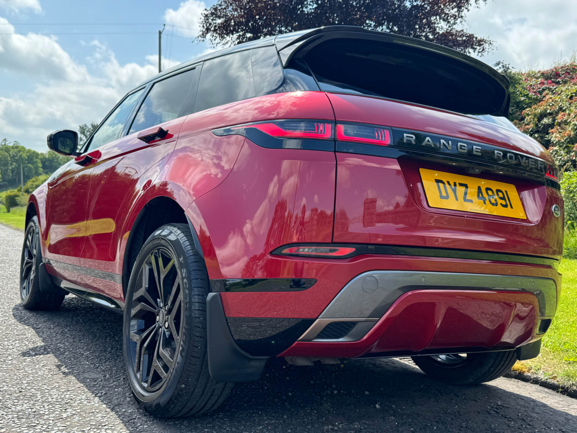 Mar 2019 Land Rover Range Rover Evoque 2.0 D180 R-Dynamic SE 5dr Auto