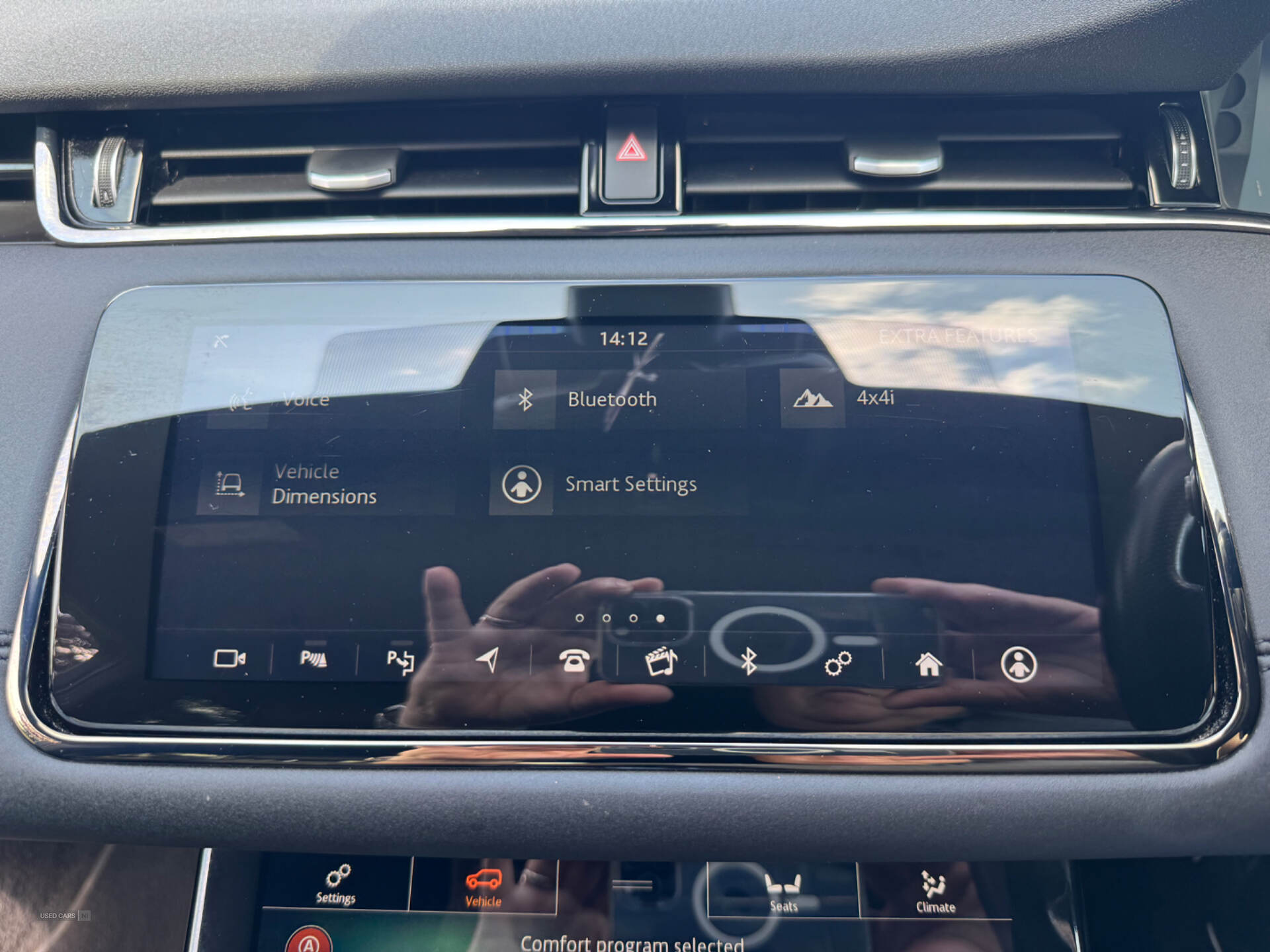 Mar 2019 Land Rover Range Rover Evoque 2.0 D180 R-Dynamic SE 5dr Auto