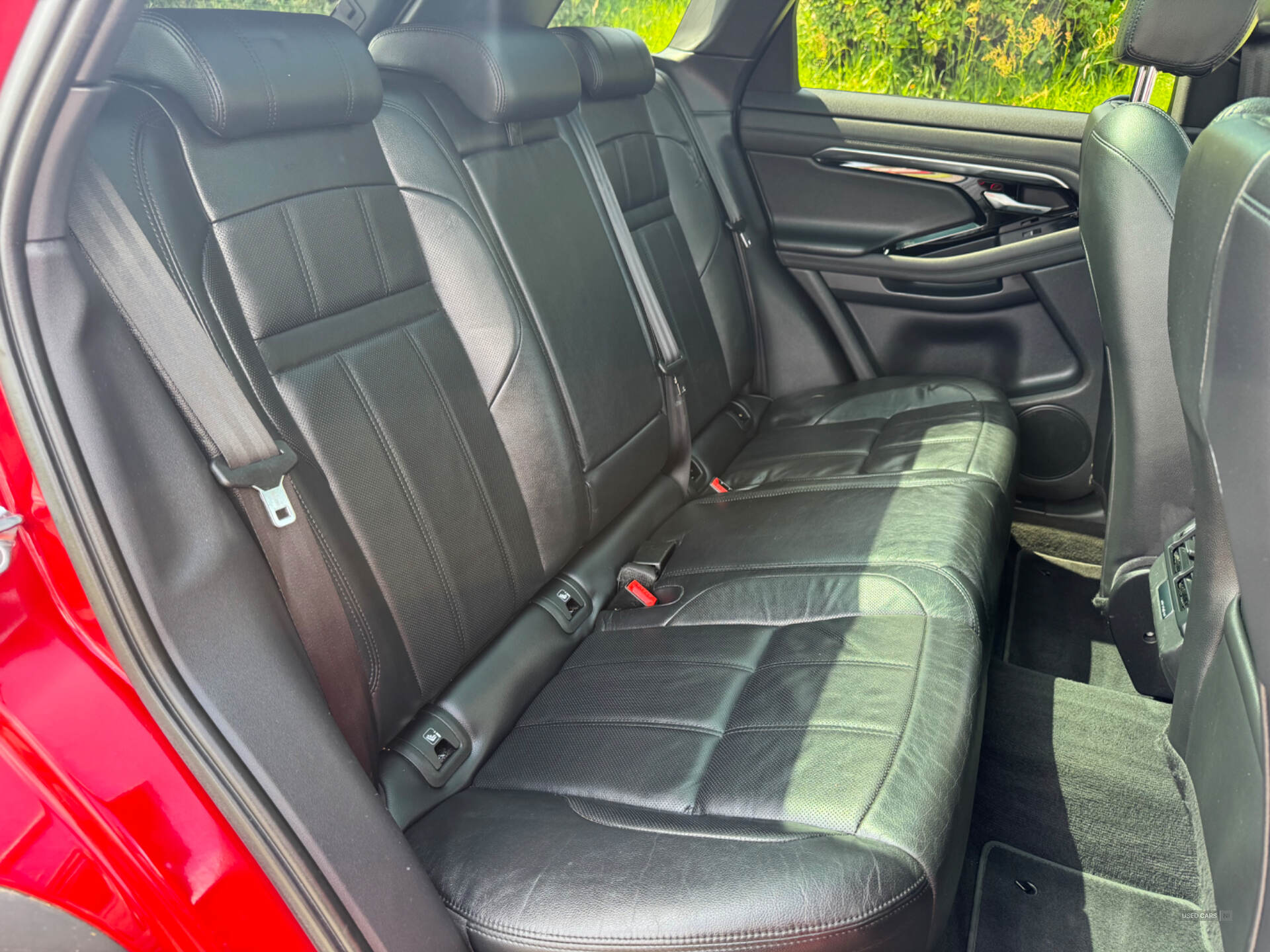 Mar 2019 Land Rover Range Rover Evoque 2.0 D180 R-Dynamic SE 5dr Auto