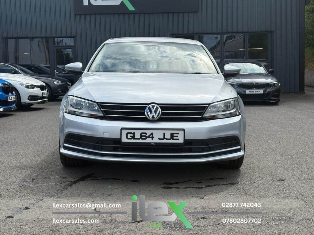 Dec 2014 Volkswagen Jetta 2.0 TDI SE 4dr DSG