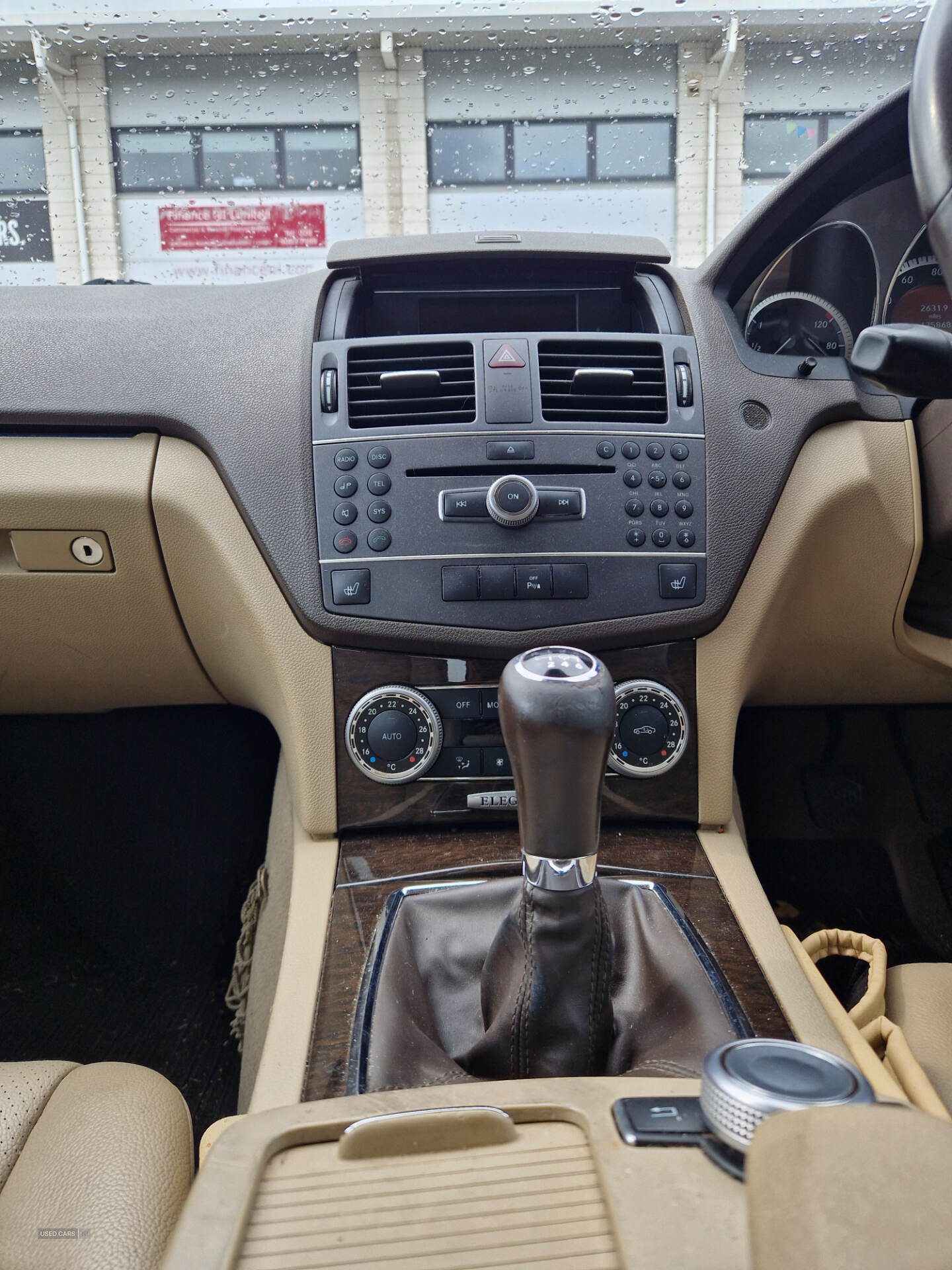 Aug 2010 Mercedes C-Class C220 CDI BlueEFFICIENCY Elegance 4dr