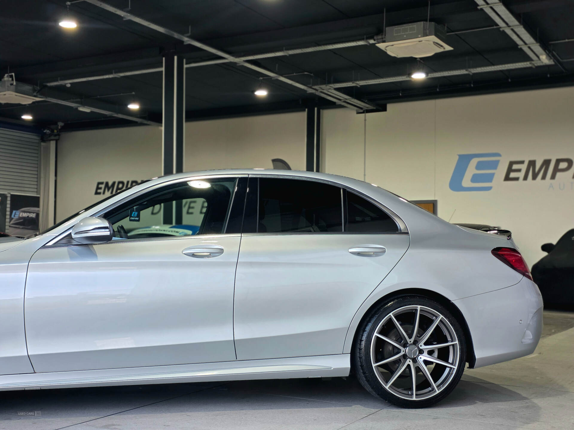 Dec 2019 Mercedes C-Class C300d AMG Line Edition Premium 4dr 9G-Tronic