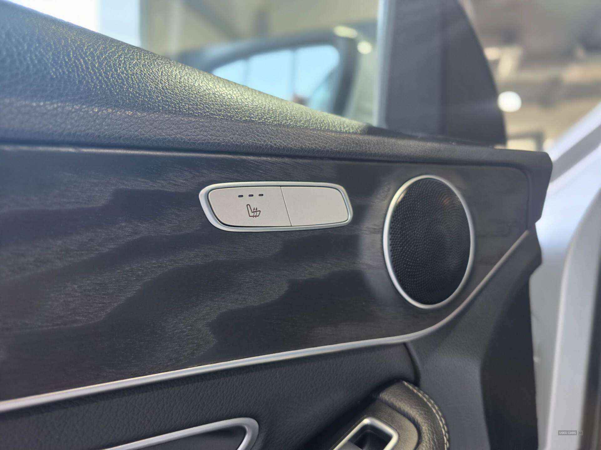 Dec 2019 Mercedes C-Class C300d AMG Line Edition Premium 4dr 9G-Tronic