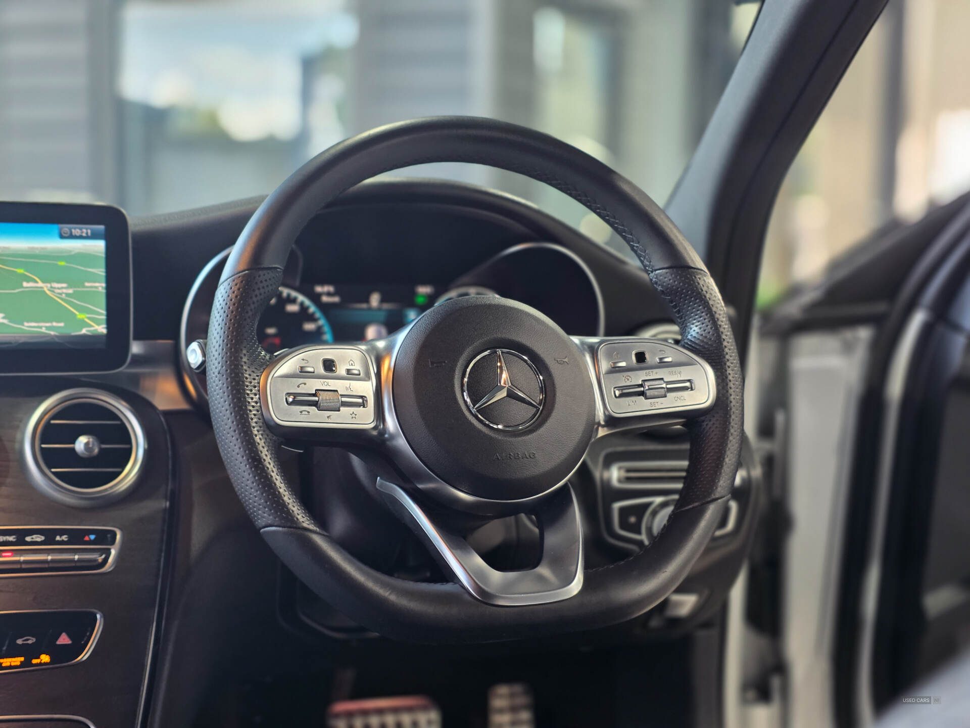 Dec 2019 Mercedes C-Class C300d AMG Line Edition Premium 4dr 9G-Tronic
