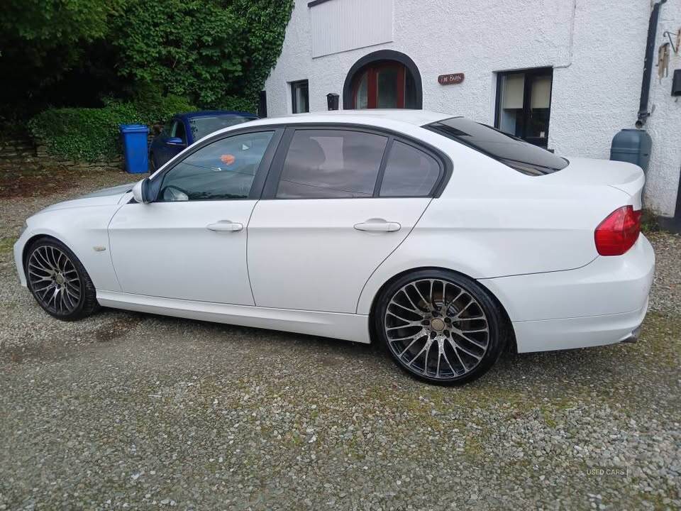Mar 2011 BMW 3 Series 320d EfficientDynamics 4dr