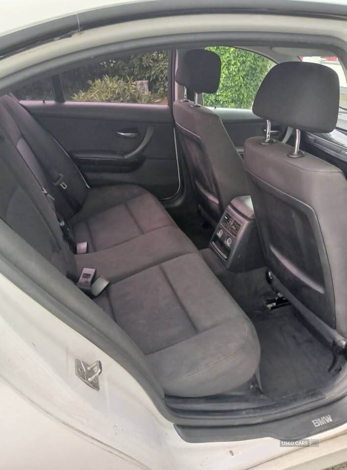 Mar 2011 BMW 3 Series 320d EfficientDynamics 4dr