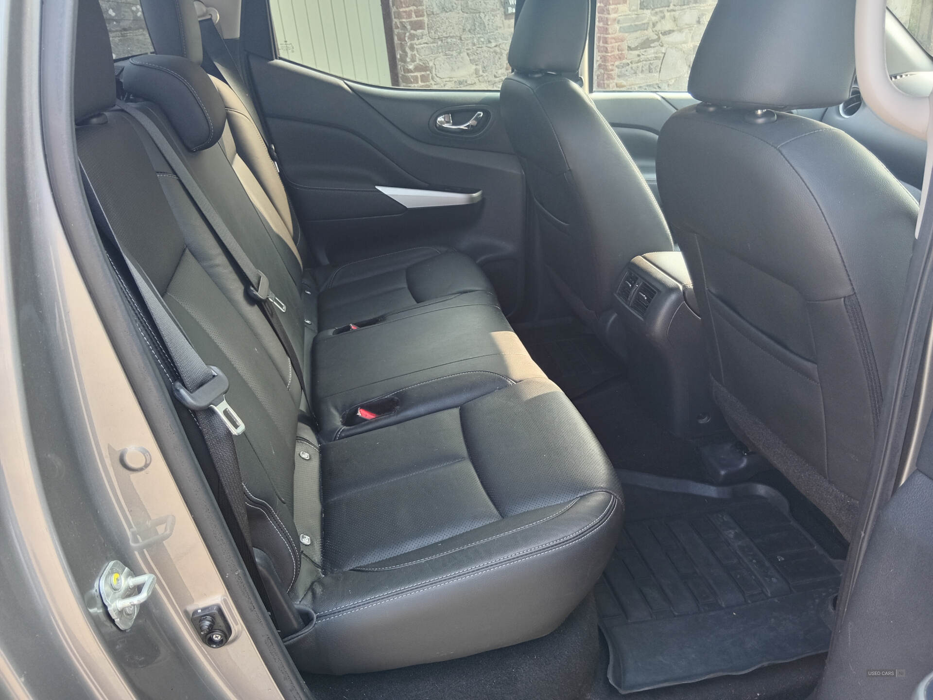 Mar 2021 Nissan Navara Double Cab Pick Up Tekna 2.3dCi 190 TT 4WD Auto