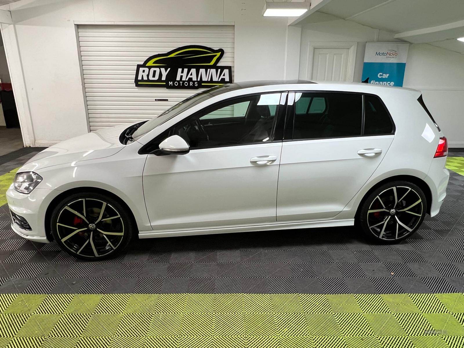 Mar 2017 Volkswagen Golf 2.0 TDI R-Line Edition 5dr DSG