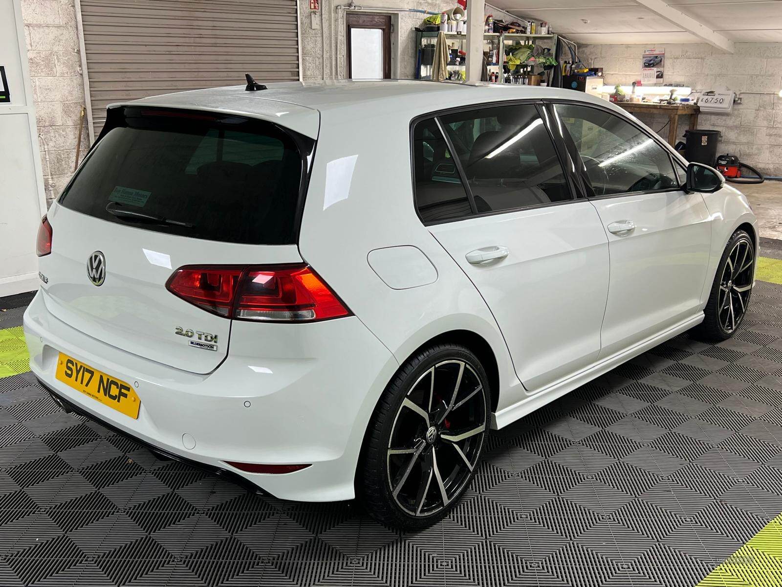 Mar 2017 Volkswagen Golf 2.0 TDI R-Line Edition 5dr DSG