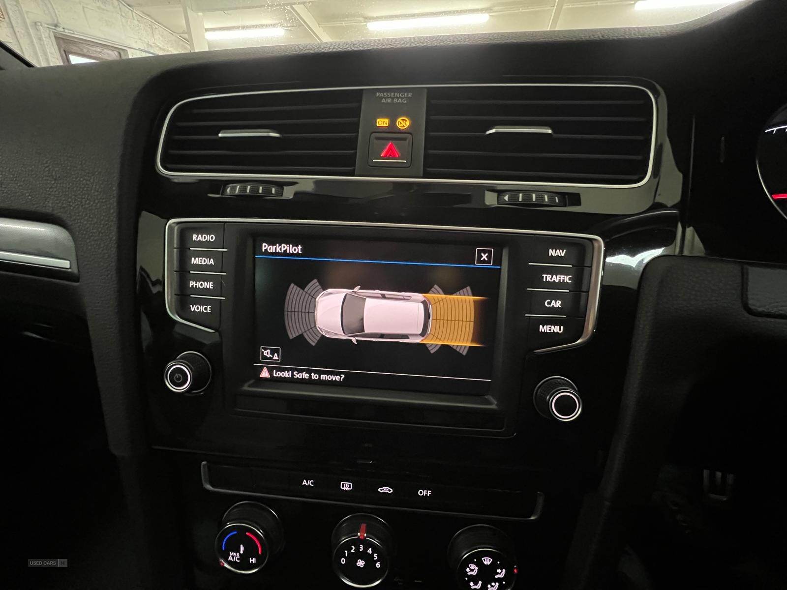 Mar 2017 Volkswagen Golf 2.0 TDI R-Line Edition 5dr DSG
