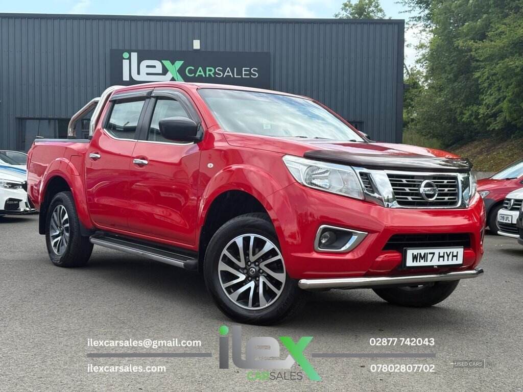 May 2017 Nissan Navara Double Cab Pick Up Acenta 2.3dCi 160 4WD